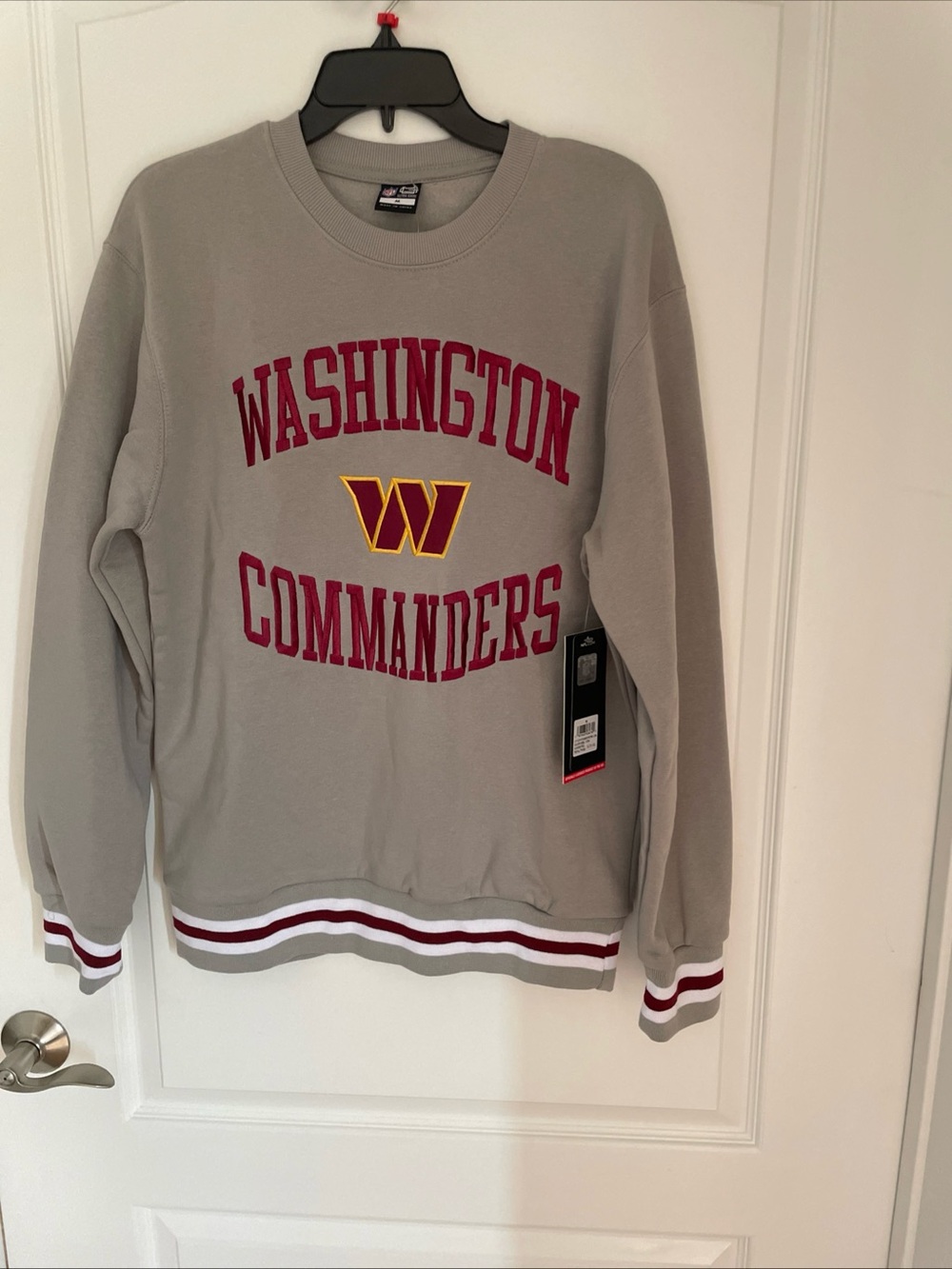 Washington Commanders NFL Ultra Game Embroidered Sweatshirt Size Medium NWT